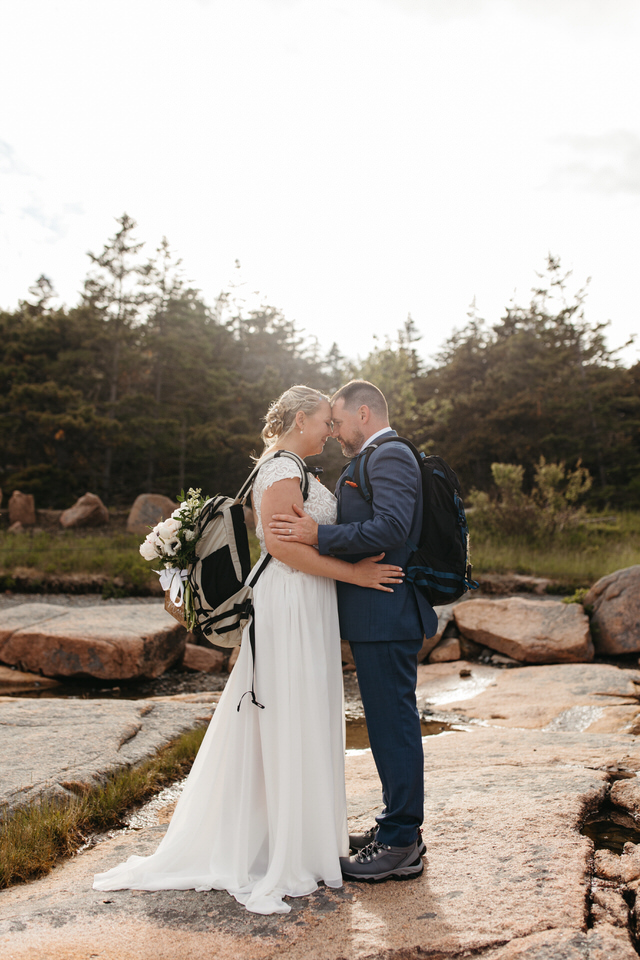 Hiking elopement in Maine